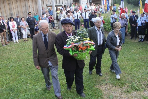 Borne au Lion et Crêt de Chalam 19 juillet 2015 C