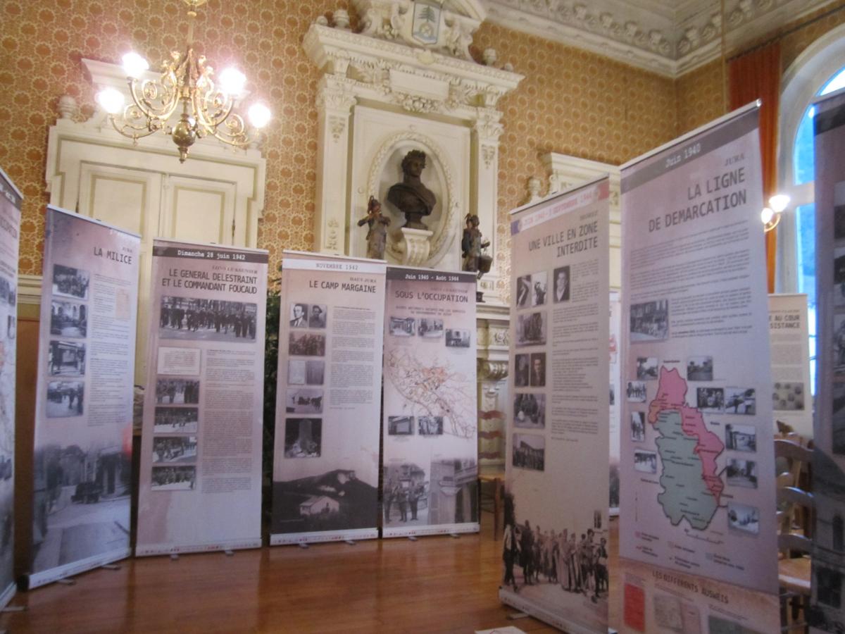 Exposition AMRJ Association pour la Mémoire de la Résistance Jurassienne 39400 MOREZ IM 2 Mairie Salle d'Honneur 