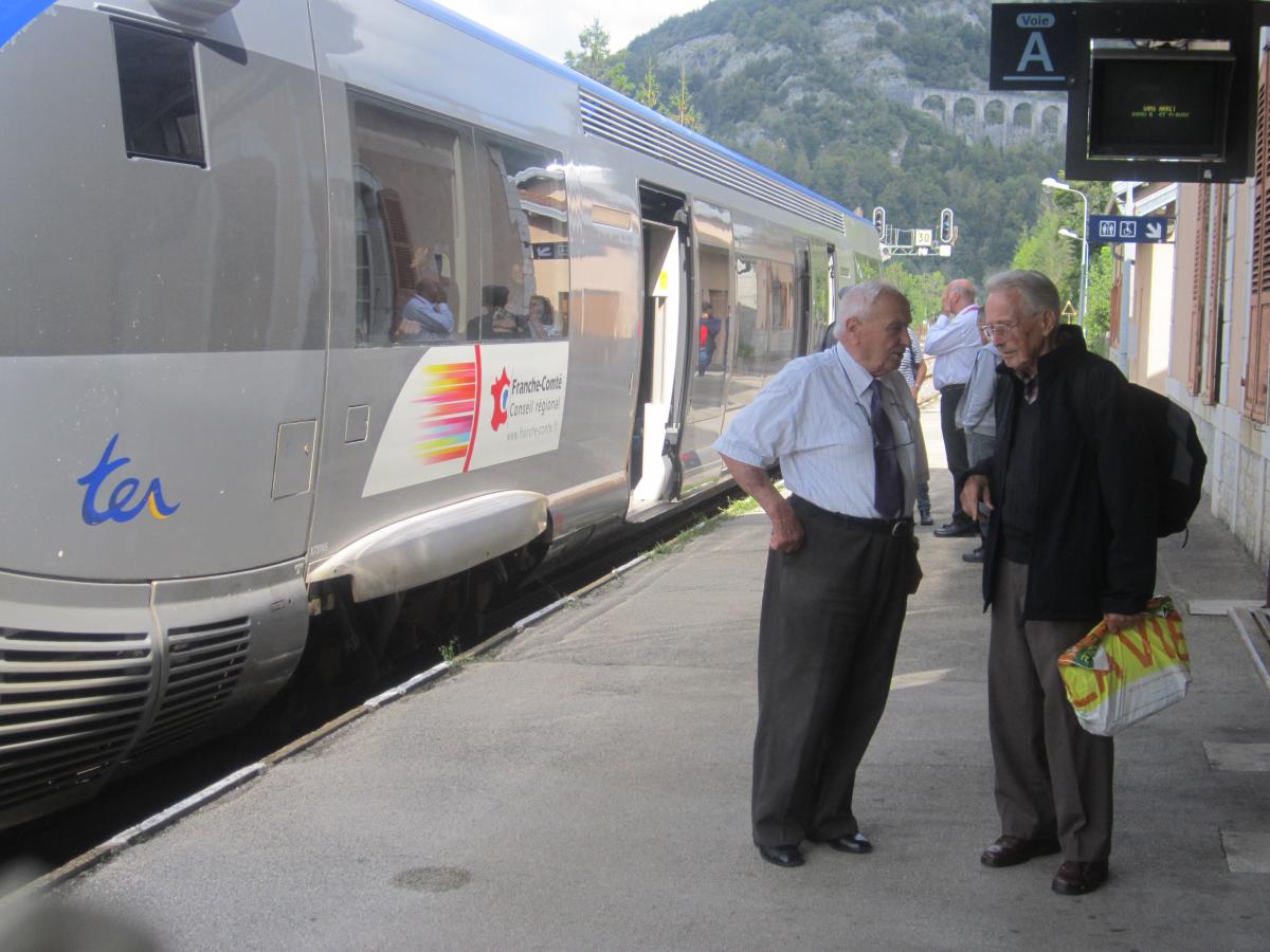 Exposition AMRJ 39400 MOREZ  photo Champdivers et Sacha du MHJSP en gare de Morez